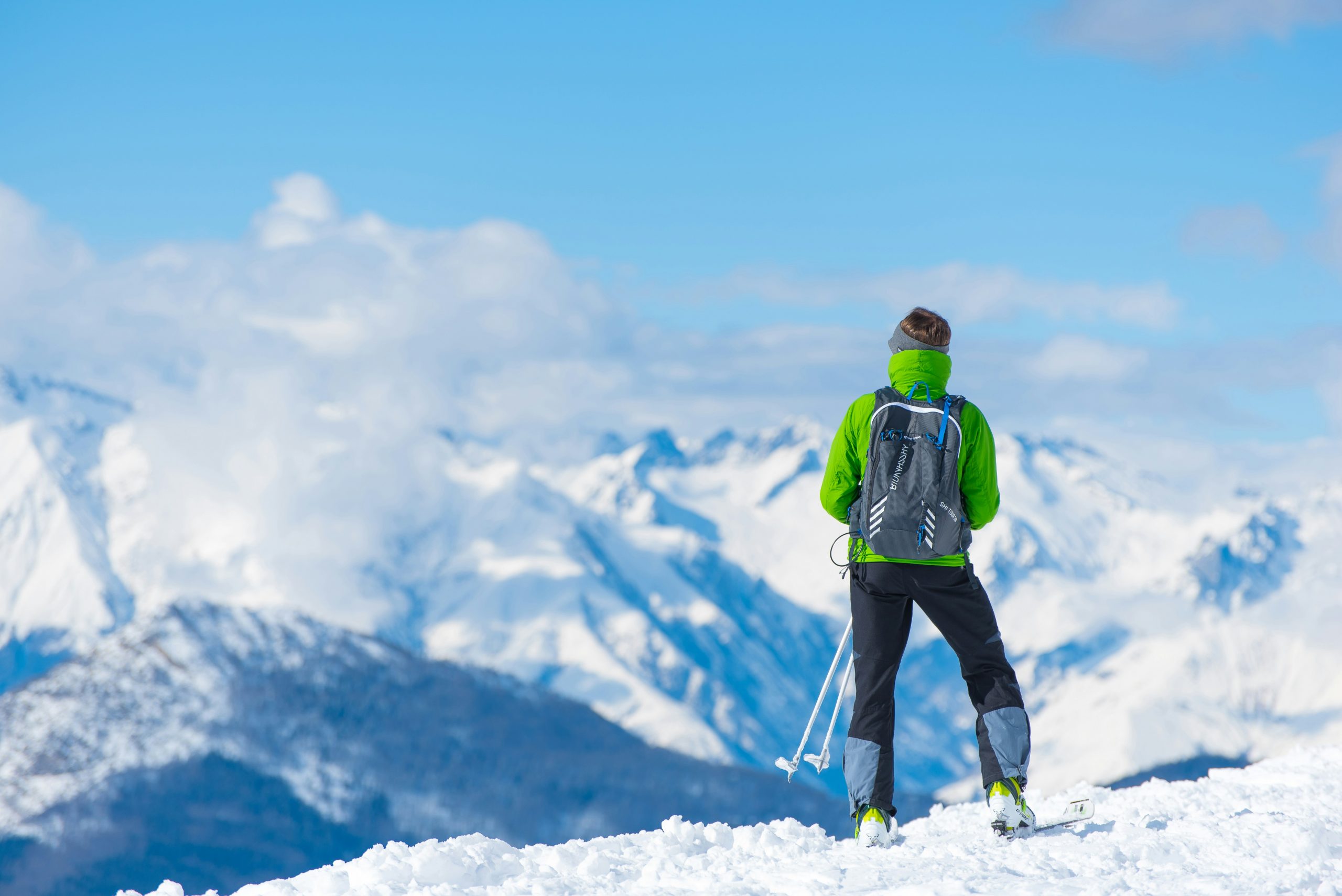 How to choose the right ski accommodation in the Alps: chalet, flat or holiday residence?