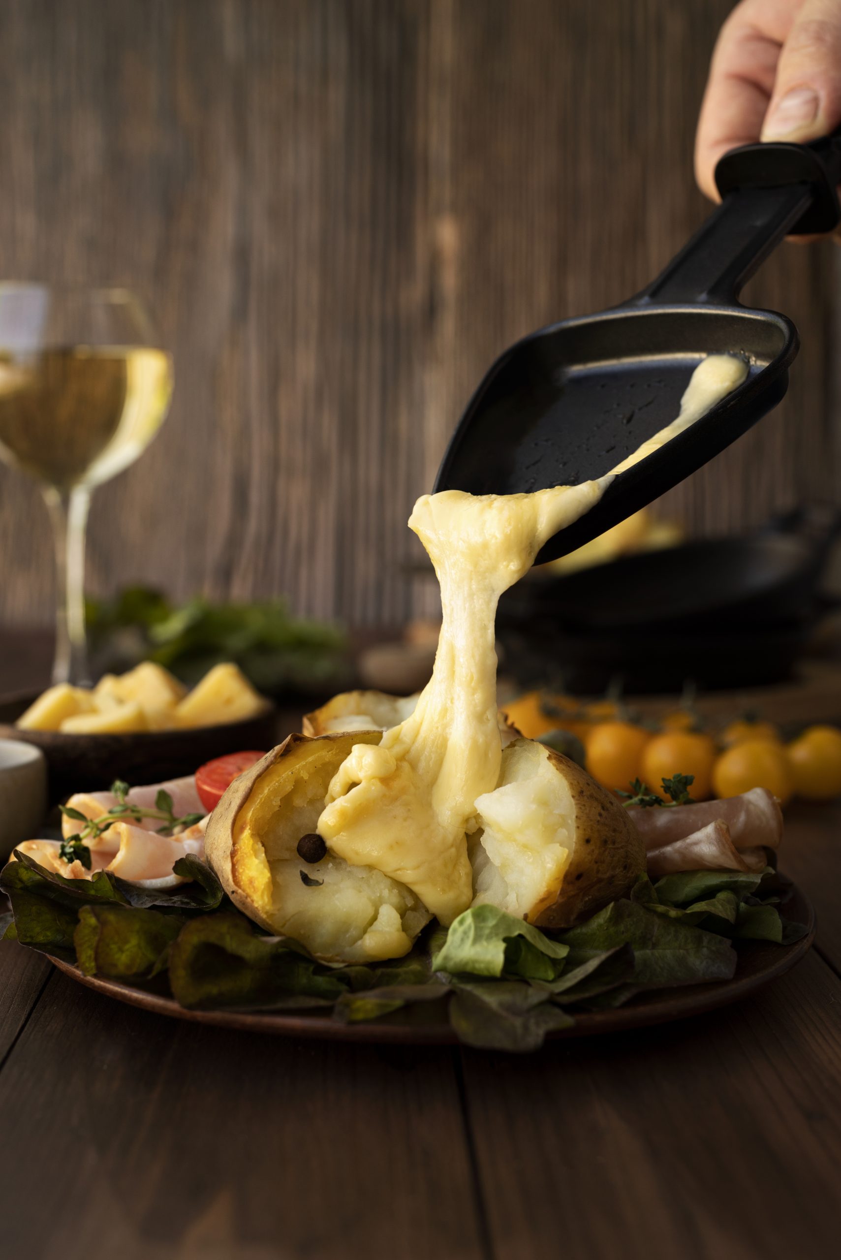 Traditional Raclette: The Perfect Dish for a Perfect Evening